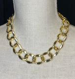 chain necklace in gold toned aluminum